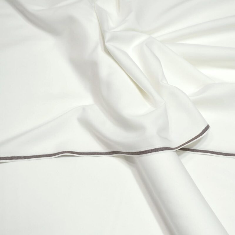 Elegant White Boski  – Premium Winter Wear